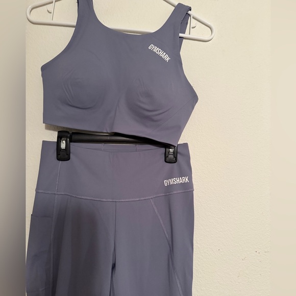 Gymshark Women's Blue Leggings and Top Set - Picture 3 of 6